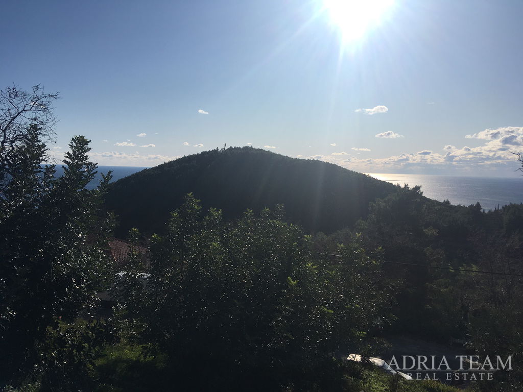 POZEMEK PRAVIDELNÉHO TVARU, 850 m OD MOŘE, BABINO POLJE - MLJET