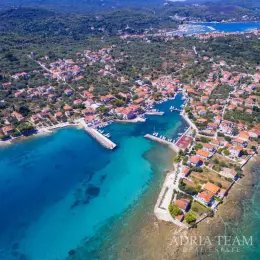 STAVEBNÍ POZEMEK – KLIDNÁ LOKALITA – POLJANA, UGLJAN nemovitost na prodej