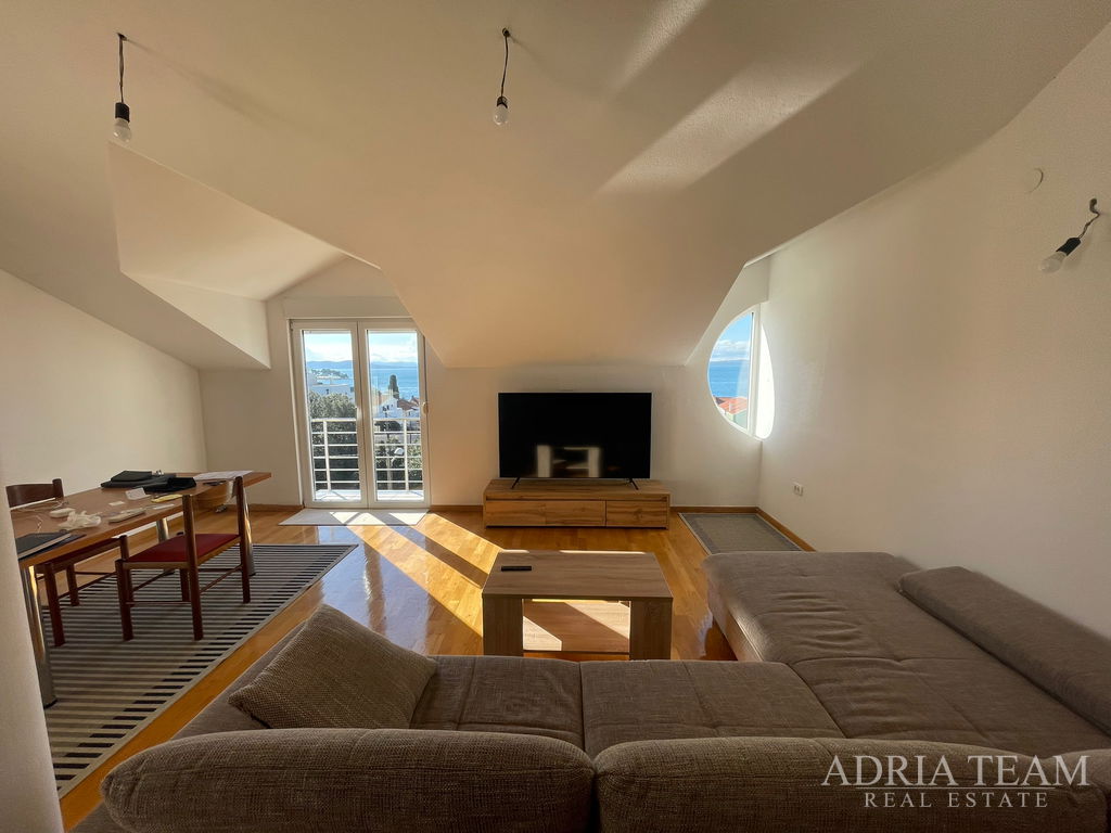 DŮM S 10 APARTMÁNY, VÝHLED NA MOŘE - PETRČANE