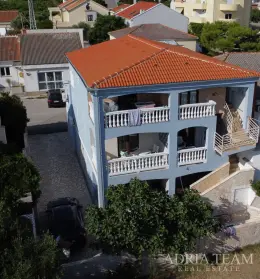 DŮM – 7 APARTMÁNŮ – POVLJANA, OSTROV PAG nemovitost na prodej