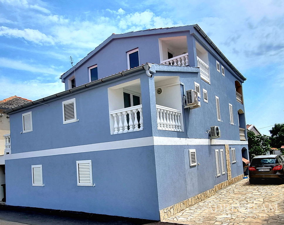 DŮM – 7 APARTMÁNŮ – POVLJANA, OSTROV PAG