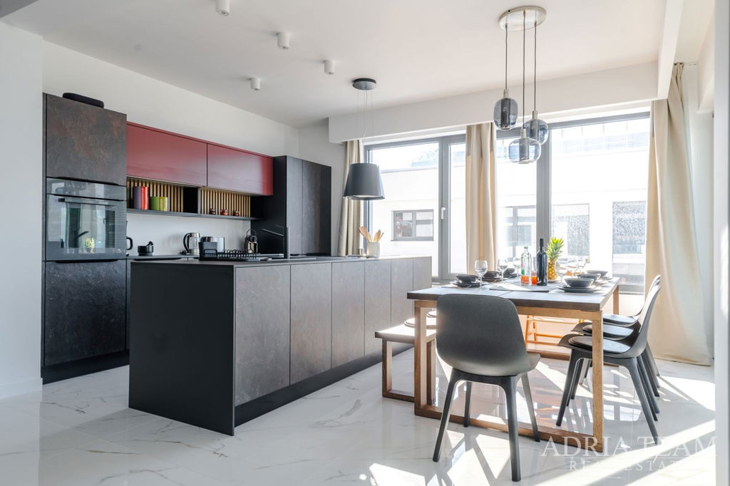 LUXUSNÍ PENTHOUSE, PRVNÍ ŘADA U MOŘE - VINJERAC