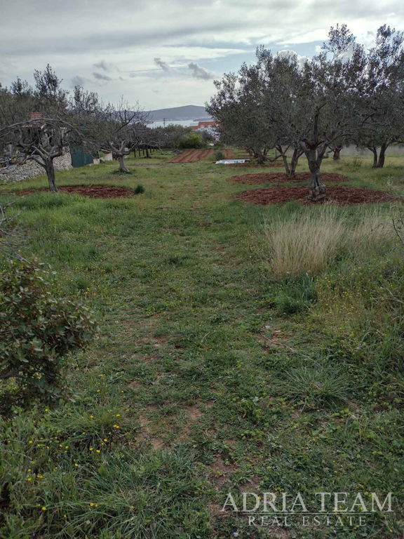 STAVEBNÍ POZEMEK S VÝHLEDEM NA MOŘE - SV. FILIP A JAKOV