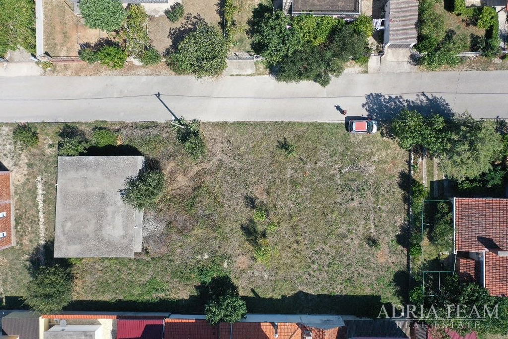 STAVEBNÍ POZEMEK - KAKMA