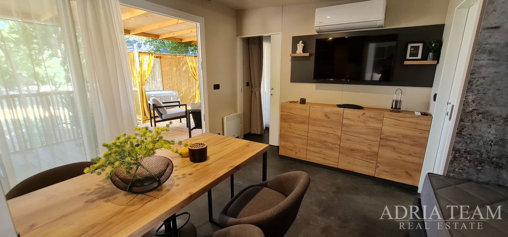 MOBILNÍ DŮM, MODEL VEEZIA, VÝBORNÁ LOKALITA - KRUŠEVO