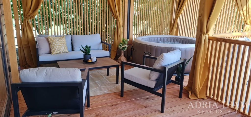 MOBILNÍ DŮM, MODEL VEEZIA, VÝBORNÁ LOKALITA - KRUŠEVO