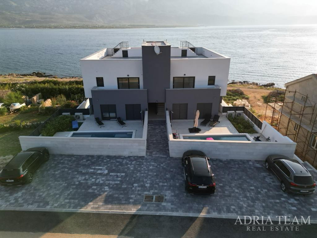 APARTMÁN S1, V PRVNÍ ŘADĚ U MOŘE, NOVOSTAVBA - VINJERAC