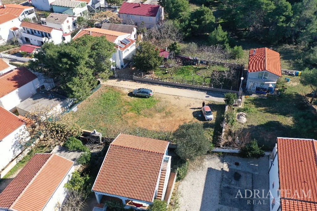 NEZASTAVĚNÁ ČÁST STAVEBNÍHO POZEMKU - VIR