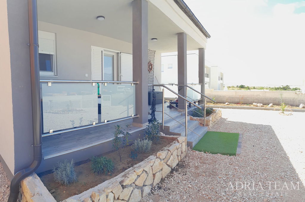 NOVOSTAVBA DŮMU - RAŽANAC