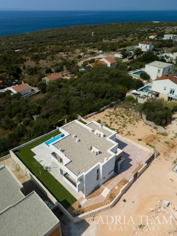 ELEGANTNÍ VILA S BAZÉNEM – NOVALJA, ŠKUNCINI STANI