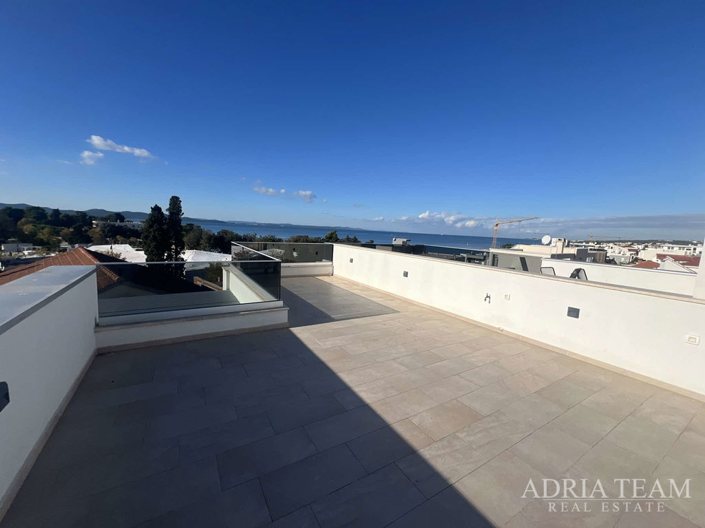 APARTMÁN, 80 m OD MOŘE – DIKLO, ZADAR