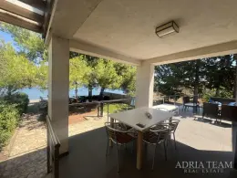 SAMOSTATNÝ DŮM, PRVNÍ ŘADA U MOŘE – TKON, PAŠMAN nemovitost na prodej