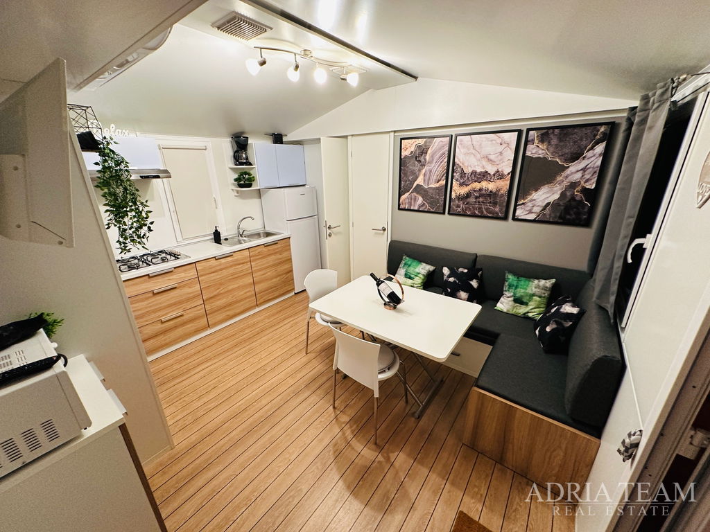 MOBILNÍ DOM TYPU ADRIA, KAPACITA 4+2 OSOBY - BIOGRAD NA MORU