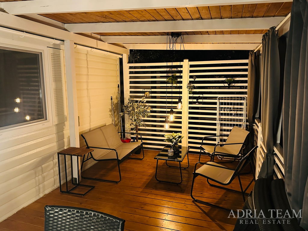 MOBILNÍ DOM TYPU ADRIA, KAPACITA 4+2 OSOBY - BIOGRAD NA MORU