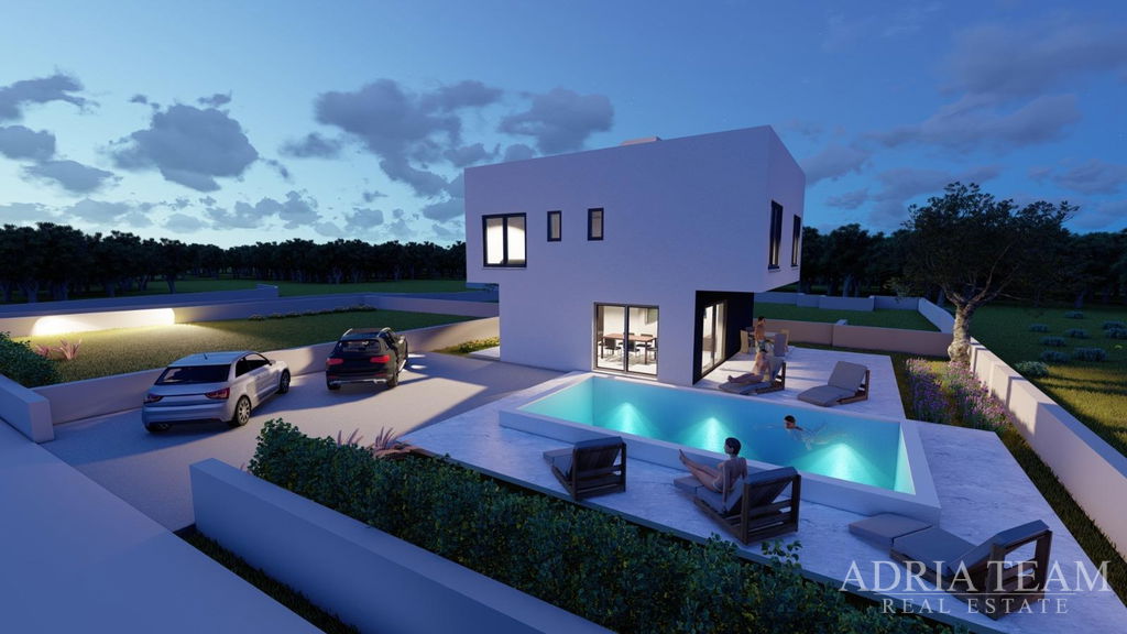 MODERNÍ DŮM S BAZÉNEM - VIR