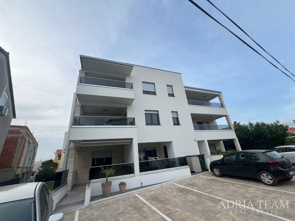 ATRAKTIVNÍ APARTMÁN 80m OD MOŘE – DIKLO, ZADAR
