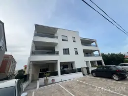 ATRAKTIVNÍ APARTMÁN 80m OD MOŘE – DIKLO, ZADAR nemovitost na prodej