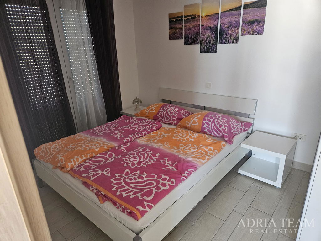 APARTMÁN S BALKONEM V PRVNÍM PATŘE, 15m FROM THE SEA - RTINA, BENIĆI