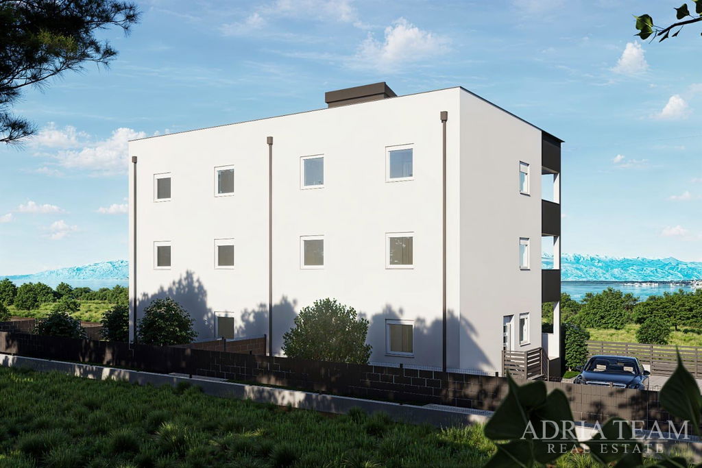 STAVEBNÍ POZEMEK S PRÁVNĚ ZÁVAZNÝM STAVEBNÍM POVOLENÍM NA BYTOVÝ OBJEKT SE 6 BYTOVÝMI JEDNOTKAMI - PRIVLAKA