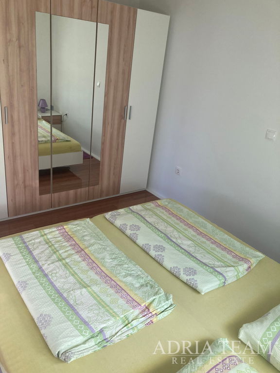 APARTMÁN – 50m OD MOŘE – PAG (OSTROV PAG)