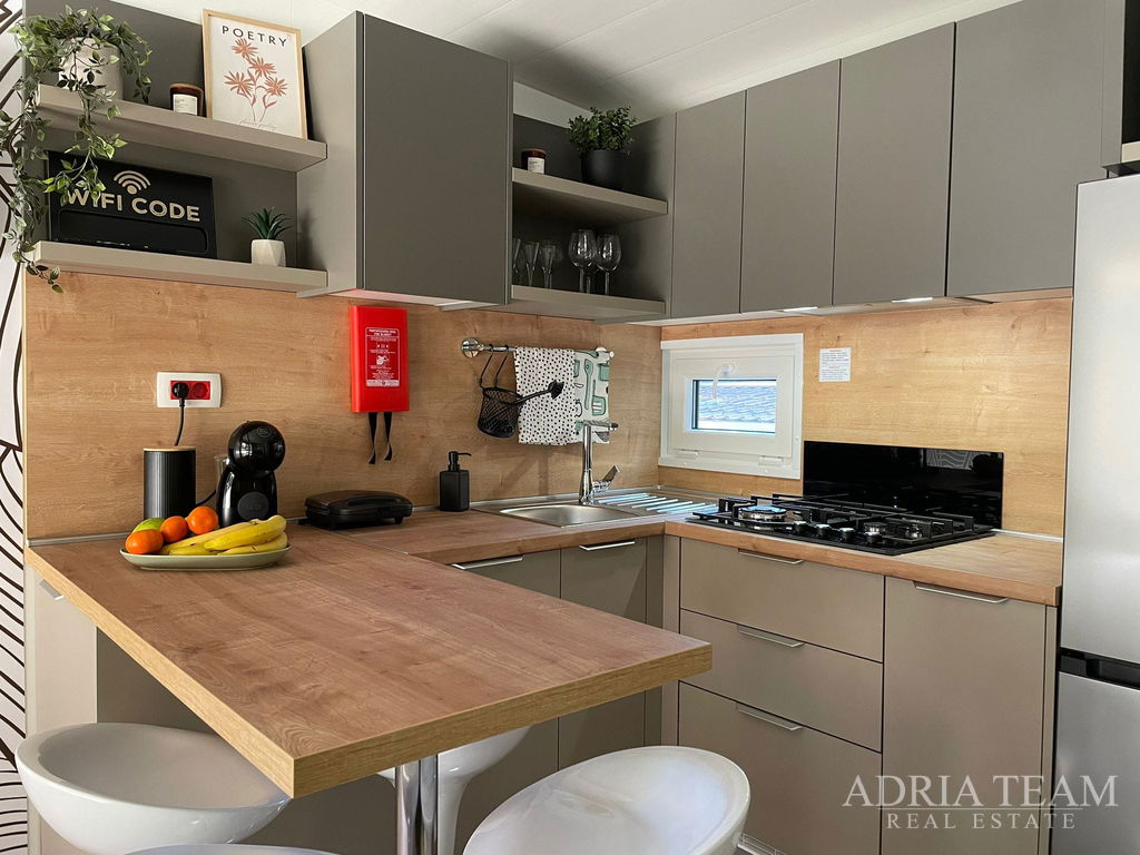 MOBILNÍ DŮM 150m OD MOŘE – BIOGRAD NA MORU