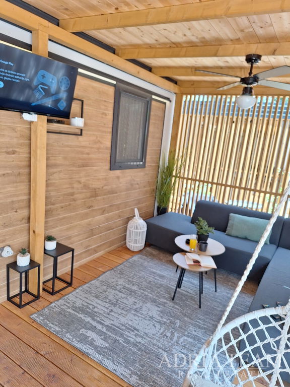 MOBILNÍ DŮM 150m OD MOŘE – BIOGRAD NA MORU