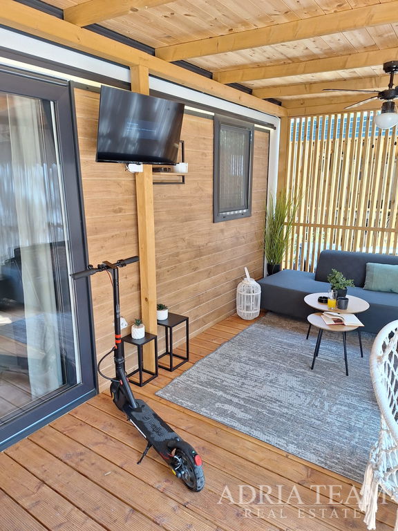 MOBILNÍ DŮM 150m OD MOŘE – BIOGRAD NA MORU