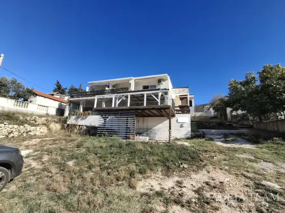 APARTMÁN V BEZPROSTŘEDNÍ BLÍZKOSTI PŘÍRODY, PRVNÍ ŘADA U MOŘE - VRULJE, KRUŠEVO nemovitost na prodej