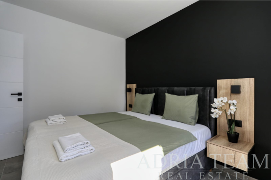 PENTHOUSE - S VÝHLEDEM NA MOŘE - PRIVLAKA nemovitost na prodej