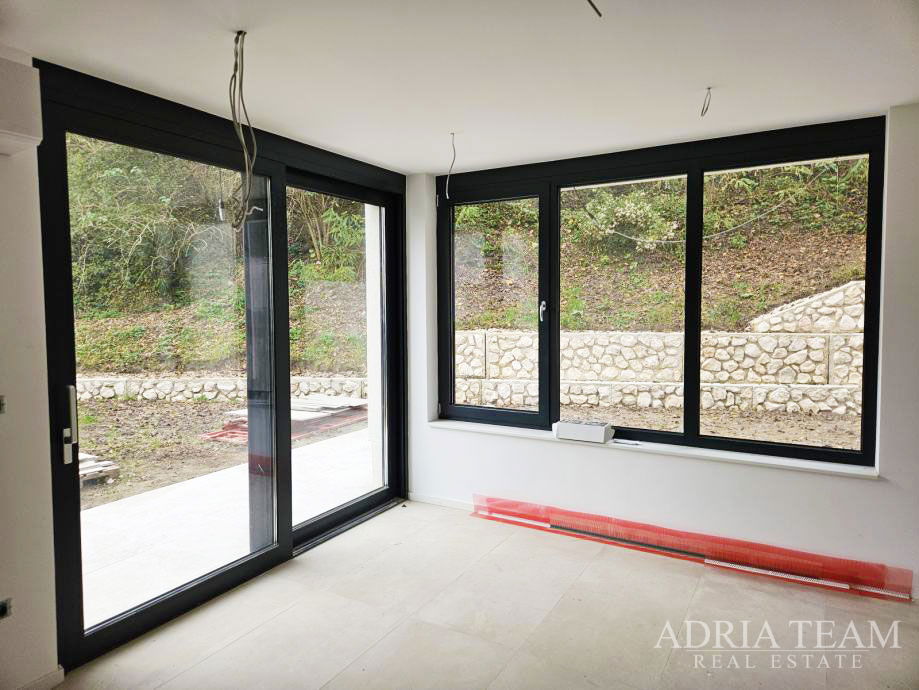 LUXUSNÍ 3-POKOJOVÝ BYT - GRAČANI, PODSLJEME, ZÁHŘEB