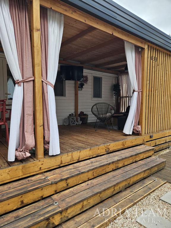 PLNĚ VYBAVEN MOBILNÍ DŮM 4+2, POUZE 70m OD MORA - BIOGRAD NA MORU