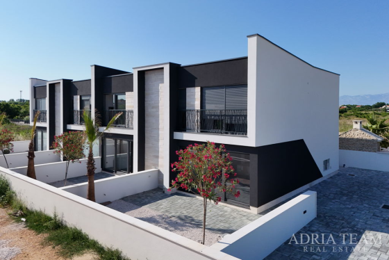 DVOUPODLAŽNÍ APARTMÁN V NOVOSTAVBĚ – PRIVLAKA nemovitost na prodej