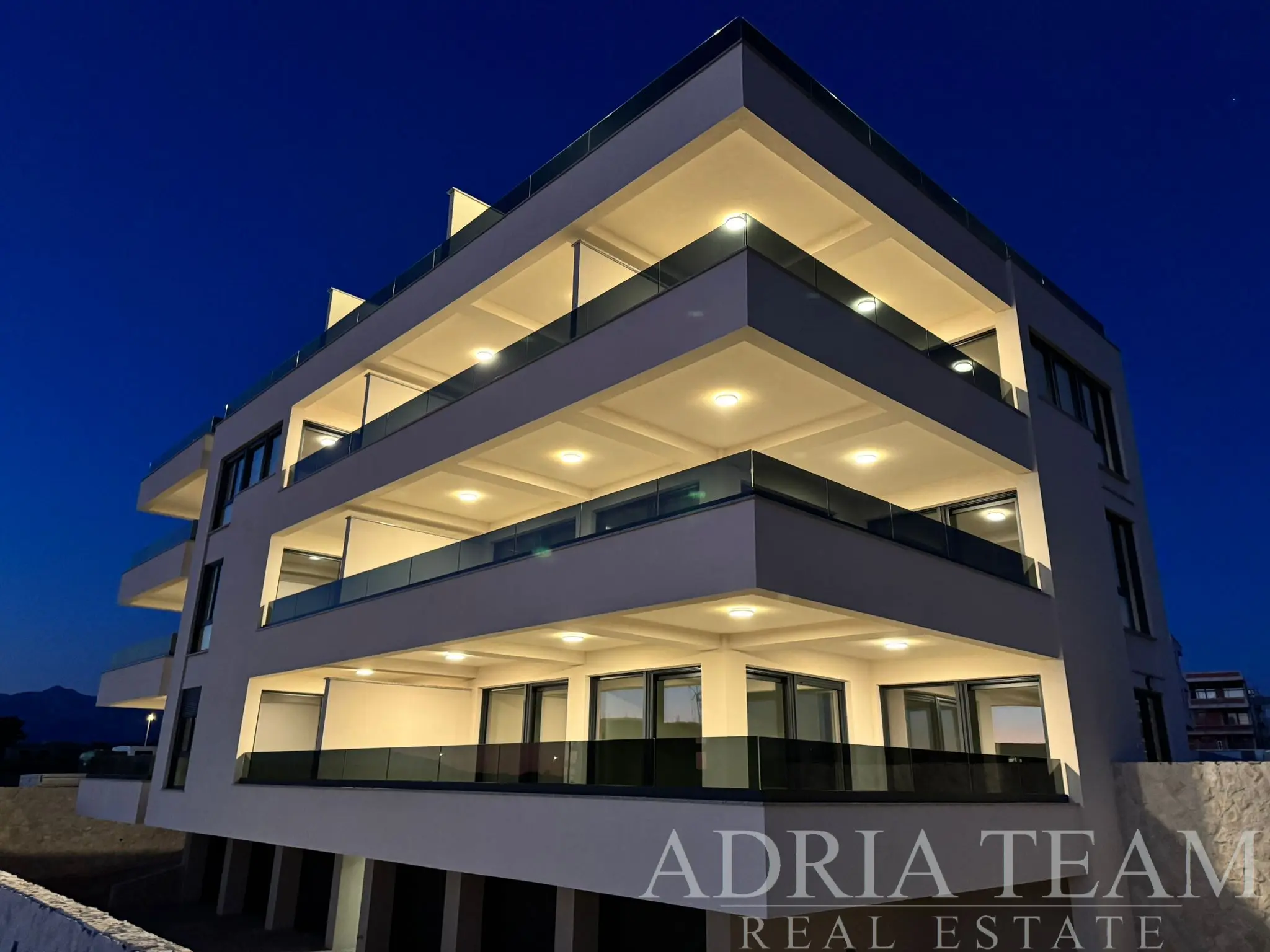 ATRATIVNÍ NOVOSTAVBA – 1POKOJOVÝ APARTMÁN, 1. PATRO – POVLJANA, PAG