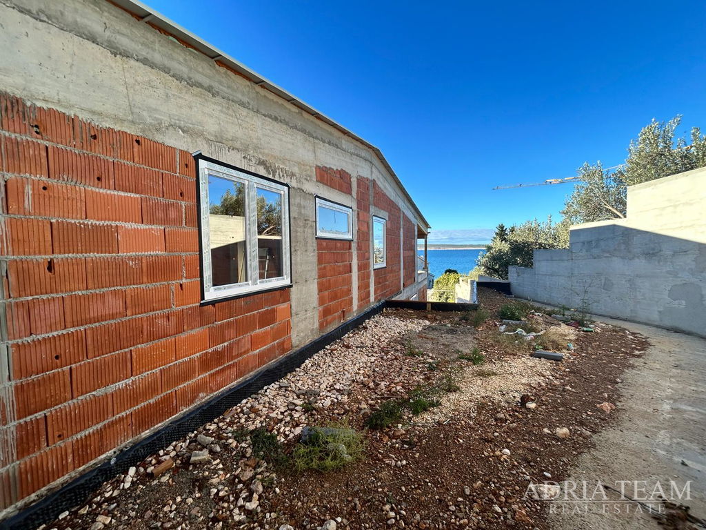 APARTMÁN SE ZAHRADOU, NOVOSTAVBA – PRIVLAKA