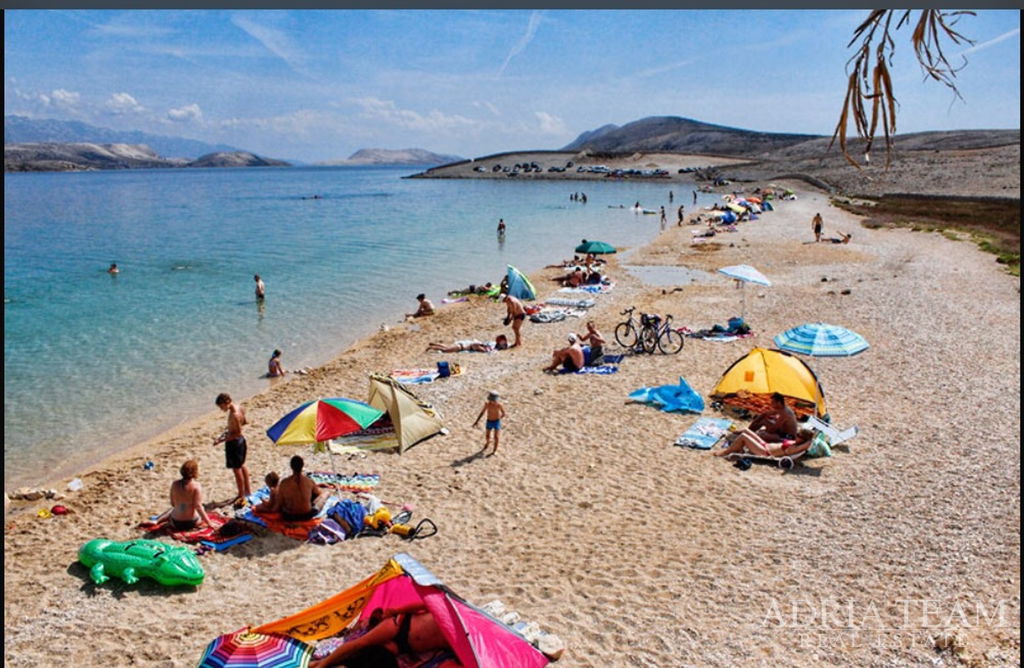 STAVEBNÍ POZEMEK B. - BLÍZKO ZRĆE BEACH- ZÓNA T3 - PAG, KOLAN