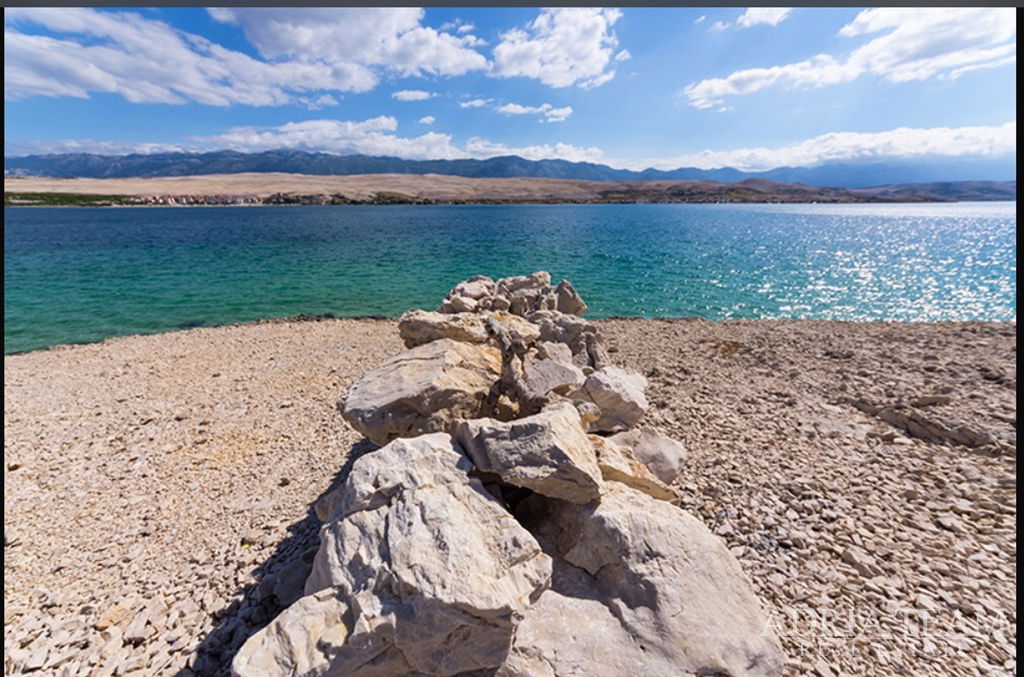 STAVEBNÍ POZEMEK B. - BLÍZKO ZRĆE BEACH- ZÓNA T3 - PAG, KOLAN