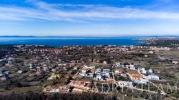 ŘADOVÝ DŮM – NOVOSTAVBA – ZATON, NIN nemovitost na prodej