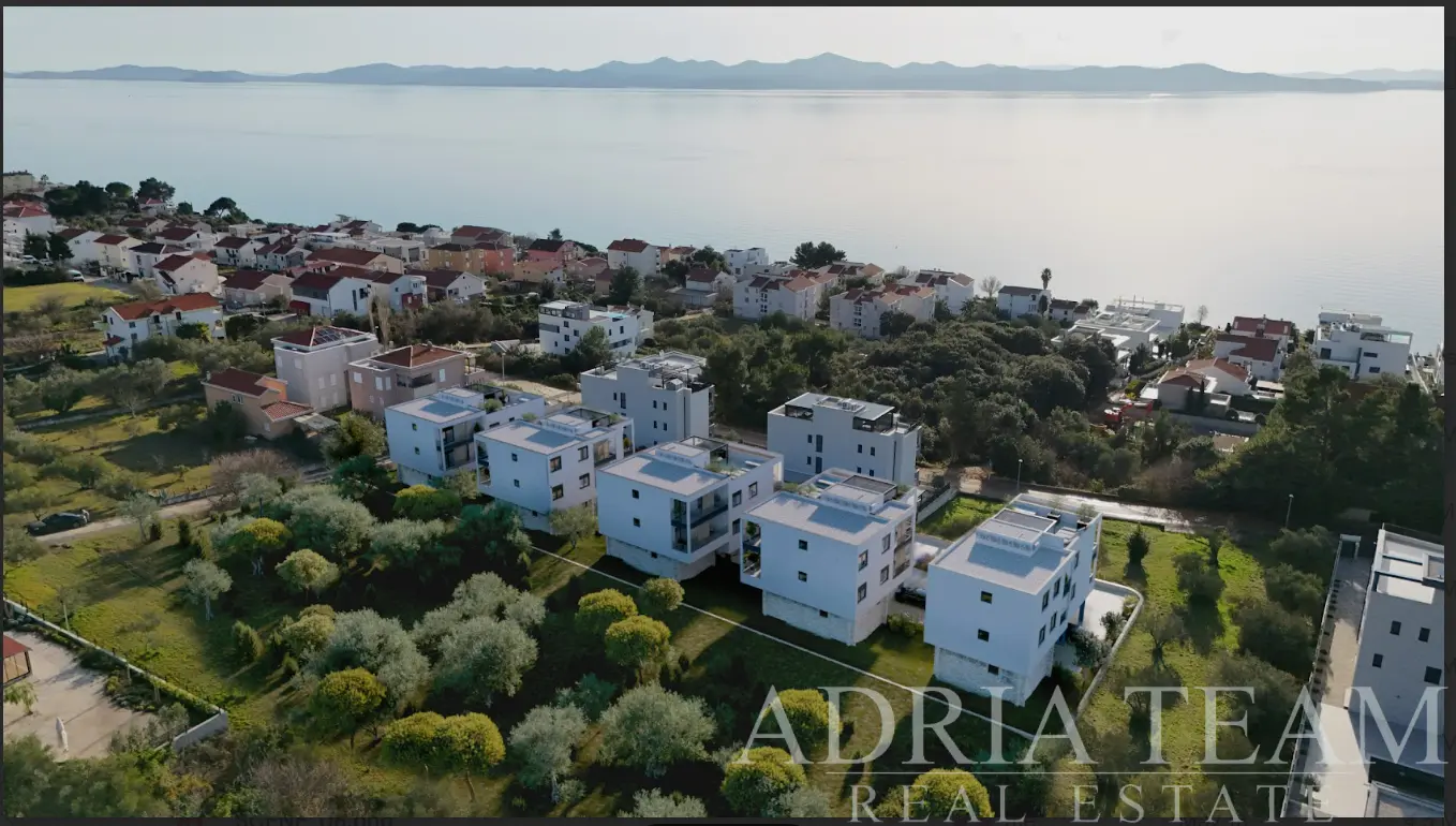 PENTHOUSE APARTMÁN A4 SE STŘEŠNÍ TERASOU – KOŽINO, ZADAR