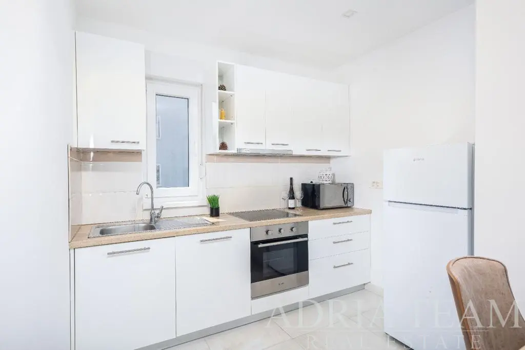 PENTHOUSE DRUHÁ ŘADA OD MOŘE – STARA POVLJANA, PAG