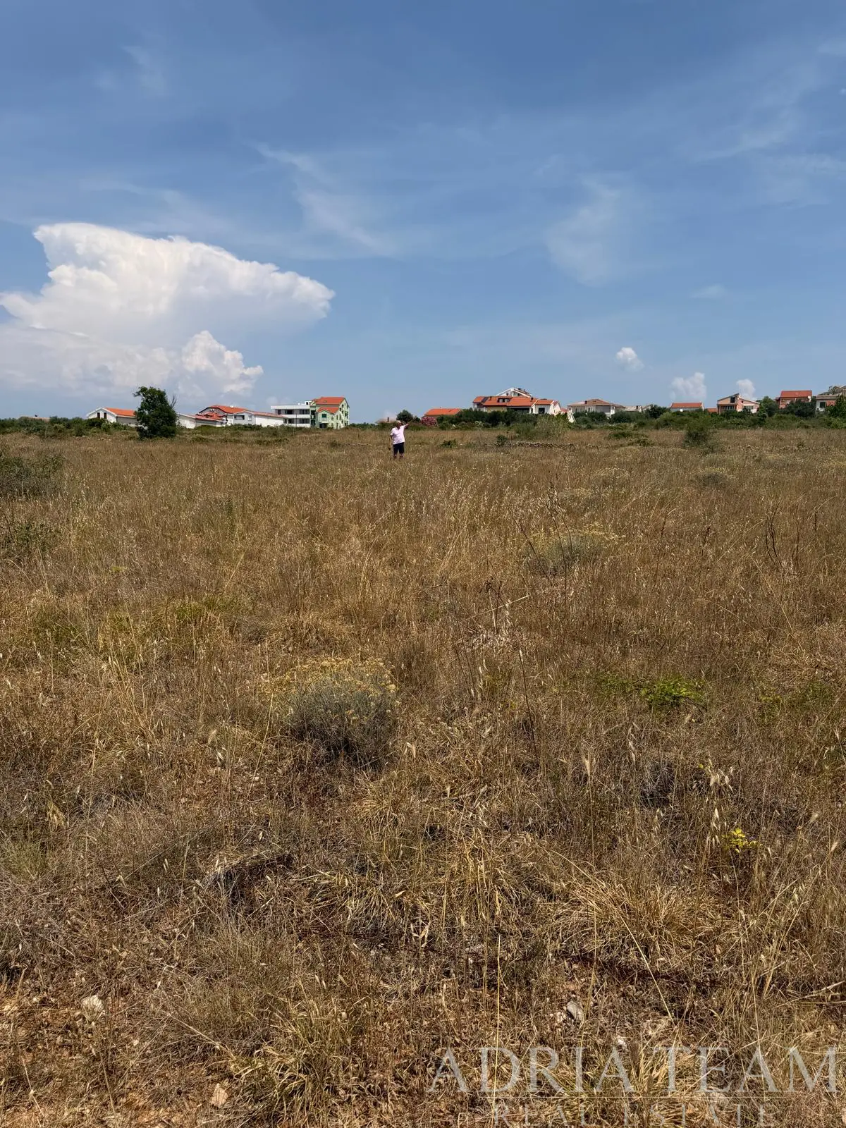 STAVEBNÍ POZEMEK 40 METRŮ OD MOŘE – POVLJANA, OSTROV PAG