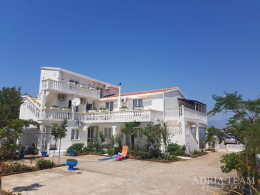 APARTMÁNOVÝ DŮM S VÝHLEDEM NA MOŘE – VIR nemovitost na prodej