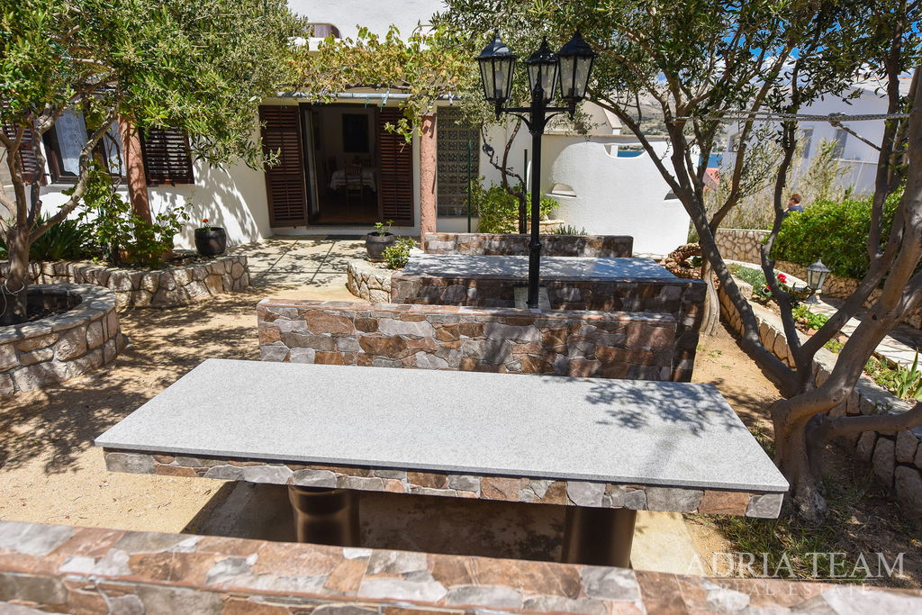 DVOUPOKOJOVÝ APARTMÁN 80,47 m² – 150 M OD MOŘE – PAG